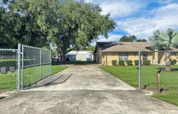 302 N WEBB Road, PLANT CITY, FL 33566