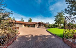 11 Inverness Road, Thousand Oaks, CA 91361