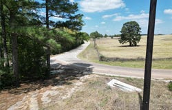 797 Marlin St, McDade, TX 78650