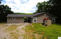 25555 Honey Bear, Warsaw, MO 65355