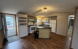 6 Juniper Ln, Duluth, MN 55810