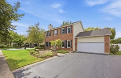 452 Spring Ridge Drive, Crystal Lake, IL 60012