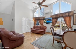 155 Skyview Road, Dingmans Ferry, PA 18328