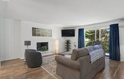 200 BURNHAM Rd, LakeOswego, OR 97034