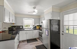 1427 Old Ebenezer Rd, Florence, SC 29501