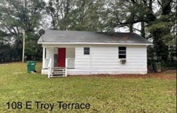 E Troy Terrace, BRUNDIDGE, AL 36010