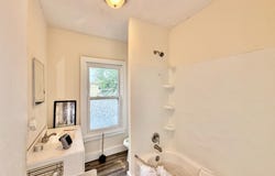 224 N KING STREET, GLOUCESTER CITY, NJ 08030