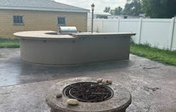404 S 1st St., Parkston, SD 57366