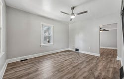 17 S 13th St, Jeannette, PA 15644