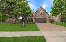 4504 Oxbow Drive, McKinney, TX 75072