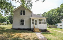 809 State Street, Three Rivers, MI 49093