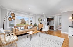 45 Harvey Road, Middletown, RI 02842