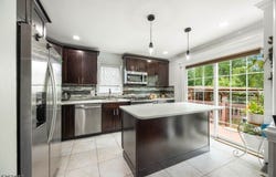 38 Marcy St, Franklin Twp., NJ 08873-1055
