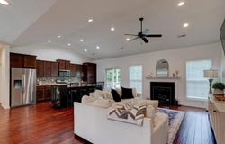 3006 Paradise Circle, Newburgh, IN 47630