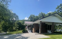 33 Smith Lane, Hinkle, KY 40953