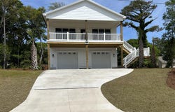 128 Conch Court, Emerald Isle, NC 28594