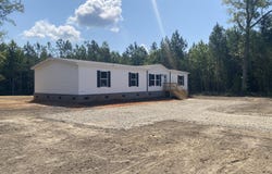 1010 Universal Circle, Saint Stephen, SC 29479