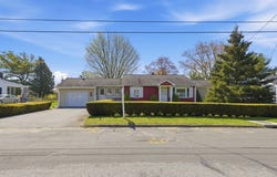 9 Brae Rd, Fairhaven, MA 02719