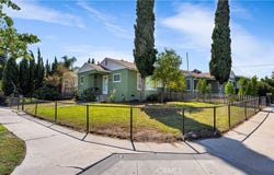 6153 Clybourn Avenue, North Hollywood, CA 91606