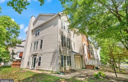 21659 FRAME SQUARE, BROADLANDS, VA 20148