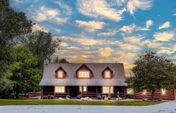 N72w27020 White Pine Dr, Lisbon, WI 53089