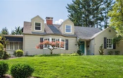 2775 W Ridgewood Circle, Zanesville, OH 43701