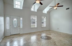 102 W Oak Loop, Cedar Creek, TX 78612