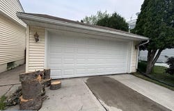 704 Maple Dr, Aurora, MN 55705