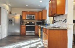 10843 NW 8th St, Pembroke Pines, FL 33026