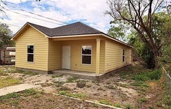 810 Saint Joseph Street, Alice, TX 78332