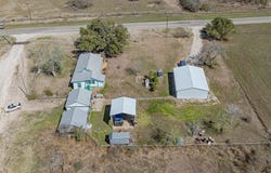 1523 FM 1465, Tuleta, TX 78162