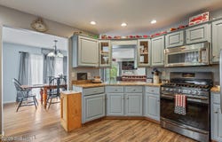 19 Lentine Way, Hebron, NY 12865