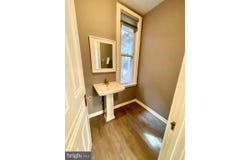 526 WALNUT STREET, READING, PA 19601