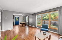 8700 40th Avenue N, New Hope, MN 55427