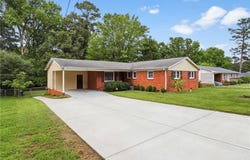 1609 Seven Oaks Place, High Point, NC 27265