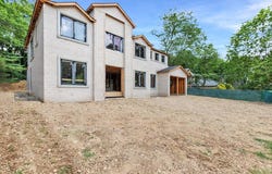 97 Parkway Drive, Roslyn Heights, NY 11577
