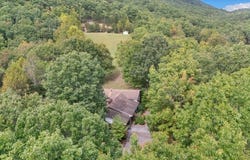 5550 Warring Ln, Roanoke, VA 24014