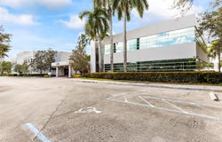 1455 N Park Dr, Weston, FL 33326