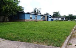 1500 E BOWIE ST, Beeville, TX 78102