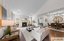 15 Galerie Court, Monroe, NJ 08831