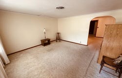 2008 SW Broadview DR, Topeka, KS 66615