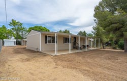 12440 E Montezuma Way, Dewey-Humboldt, AZ 86327