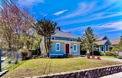 33 Lill Avenue, Newton, MA 02465