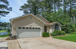 3074 CAPTAINS CORRIDOR, GREENBACKVILLE, VA 23356