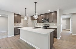 68 Hearthstone Ln, Radcliff, KY 40160