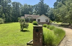 1410 Spinnenwebber Circle, Pocahontas, AR 72455
