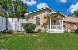 1106 CYPRESSTREE DRIVE, CAPITOL HEIGHTS, MD 20743