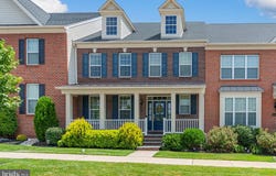4871 E BLOSSOM DRIVE, DOYLESTOWN, PA 18902
