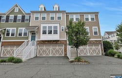 704 Cottonwood 704, Cresskill, NJ 07626