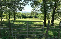 132 Deshong Lane, Mena, AR 71953